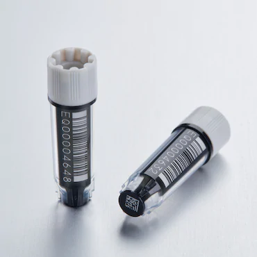 艾本德Eppendorf CryoStorage Vial，無菌, 無菌, 0.5 mL, 不含 DNase、RNase、人類 DNA 和內(nèi)毒素；外螺紋，預(yù)先加蓋灰色管蓋，帶 2D SafeCode 